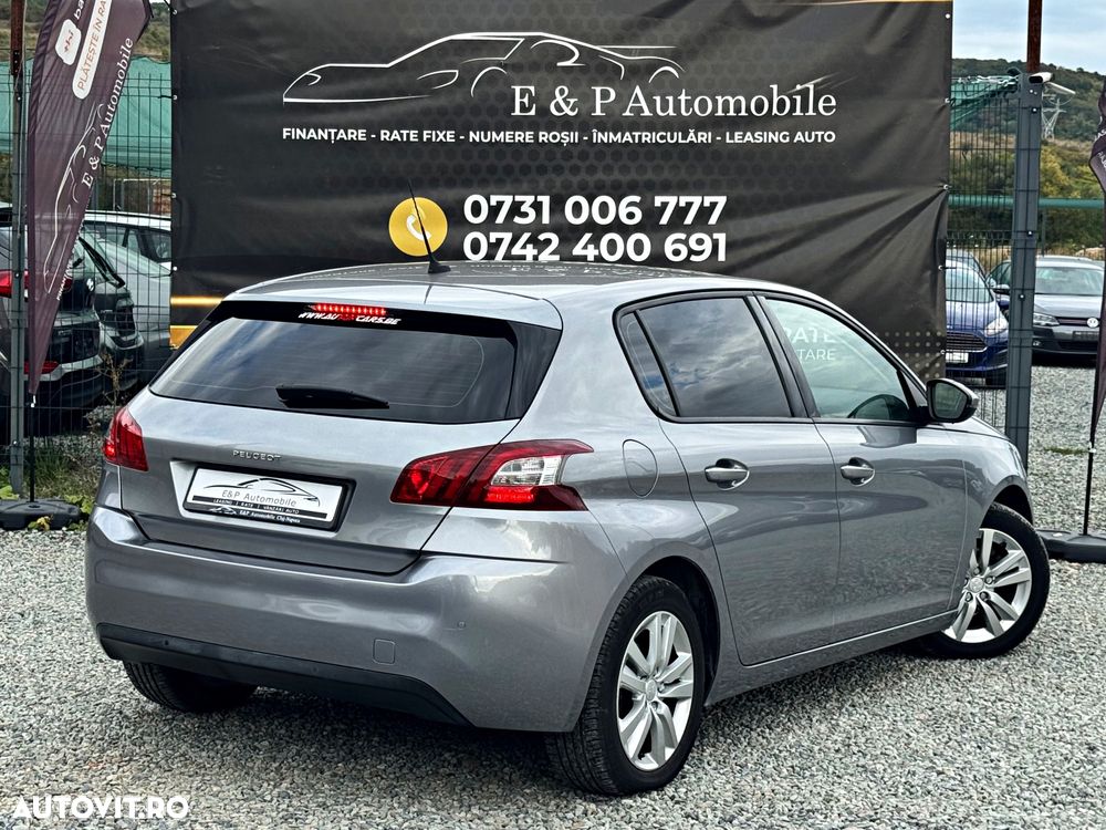 Peugeot 308 1.2 L PureTech Active - 11