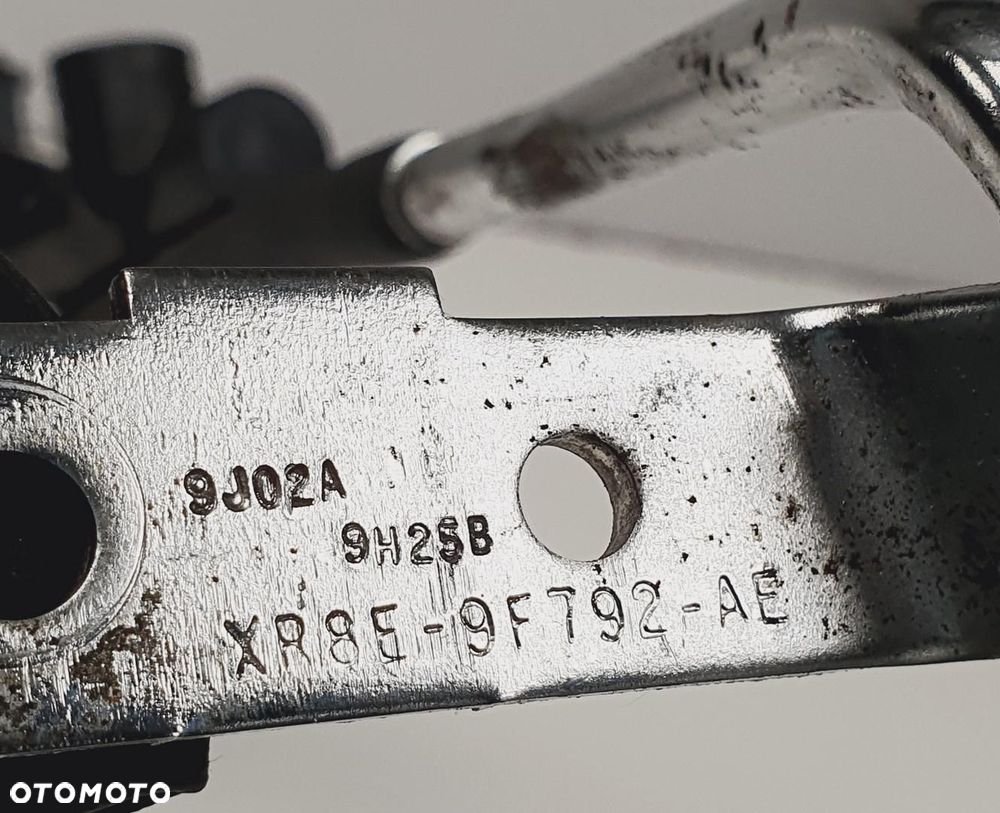 LISTWA WTRYSKOWA JAGUAR S-TYPE 3.0 XR8E-9F792-AE - 6