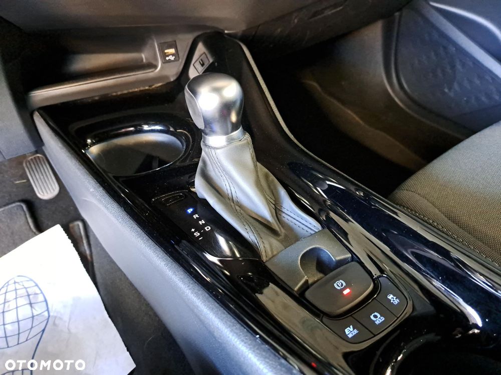 Toyota C-HR 2.0 Hybrid Style - 28