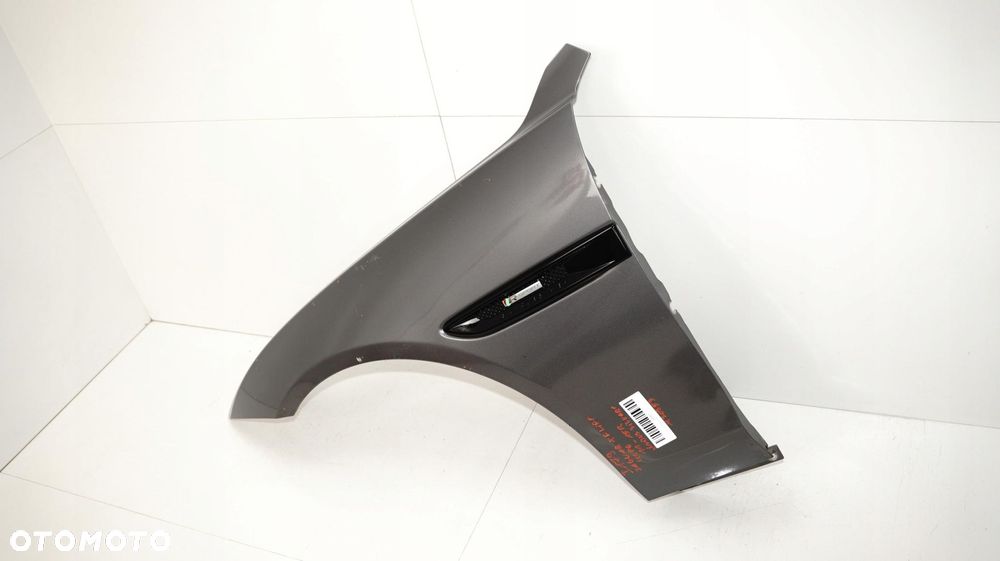 BŁOTNIK LEWY PRZÓD JAGUAR XE 11-15R INDUS SILVER - 4