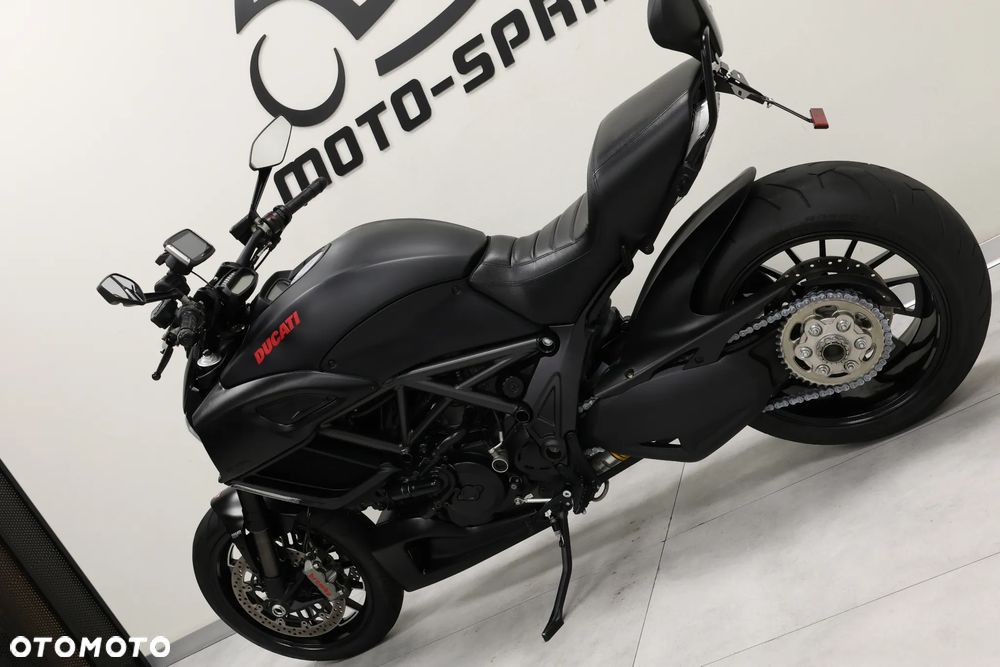 Ducati Diavel - 11