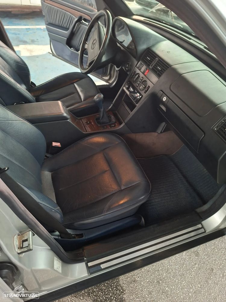 Mercedes-Benz C 220 D Elegance - 6
