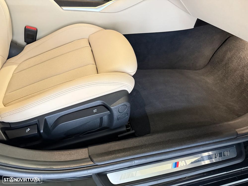 BMW 330 e Aut. M Sport - 17