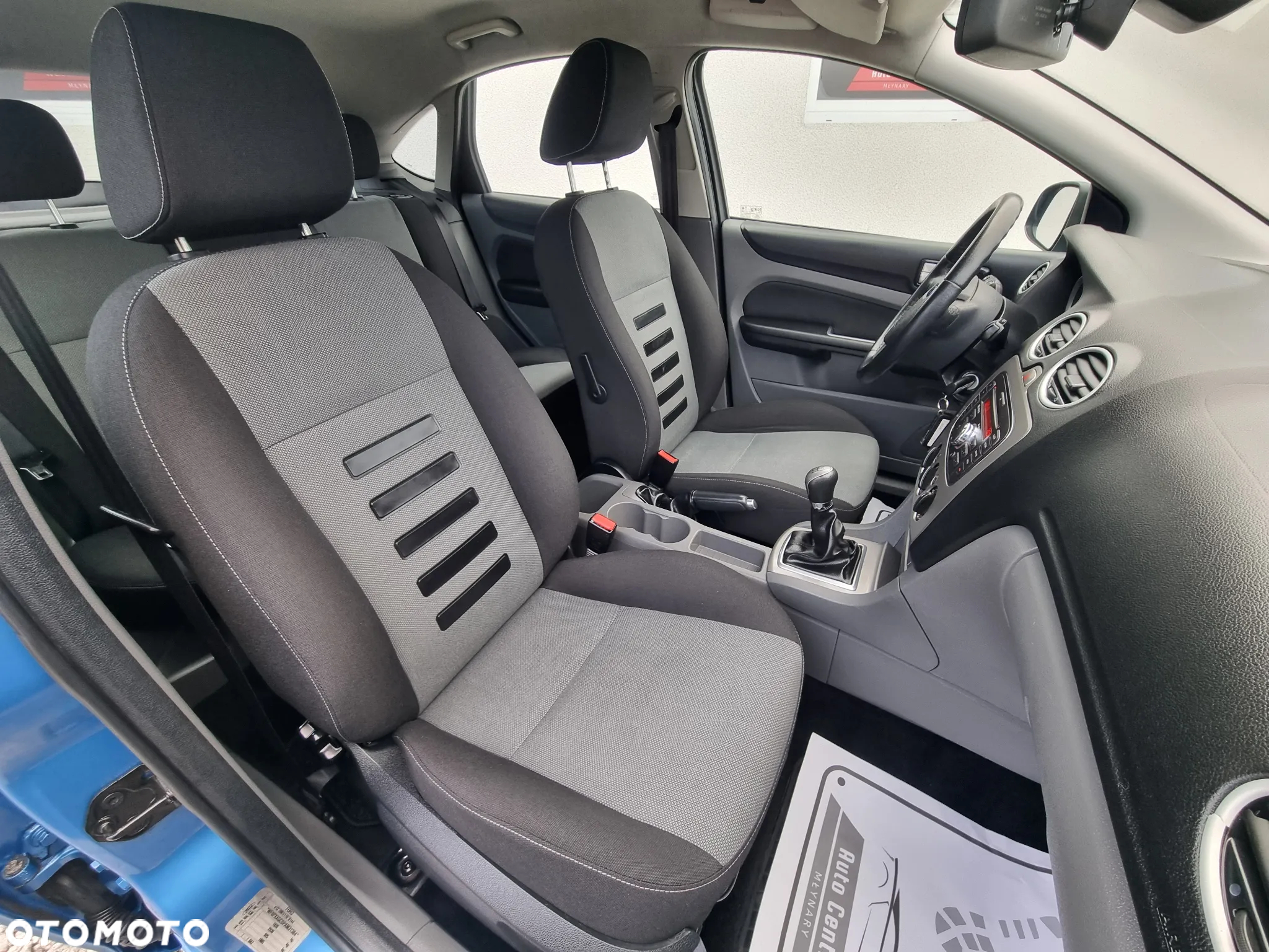 Ford Focus 1.6 Platinium X - 11