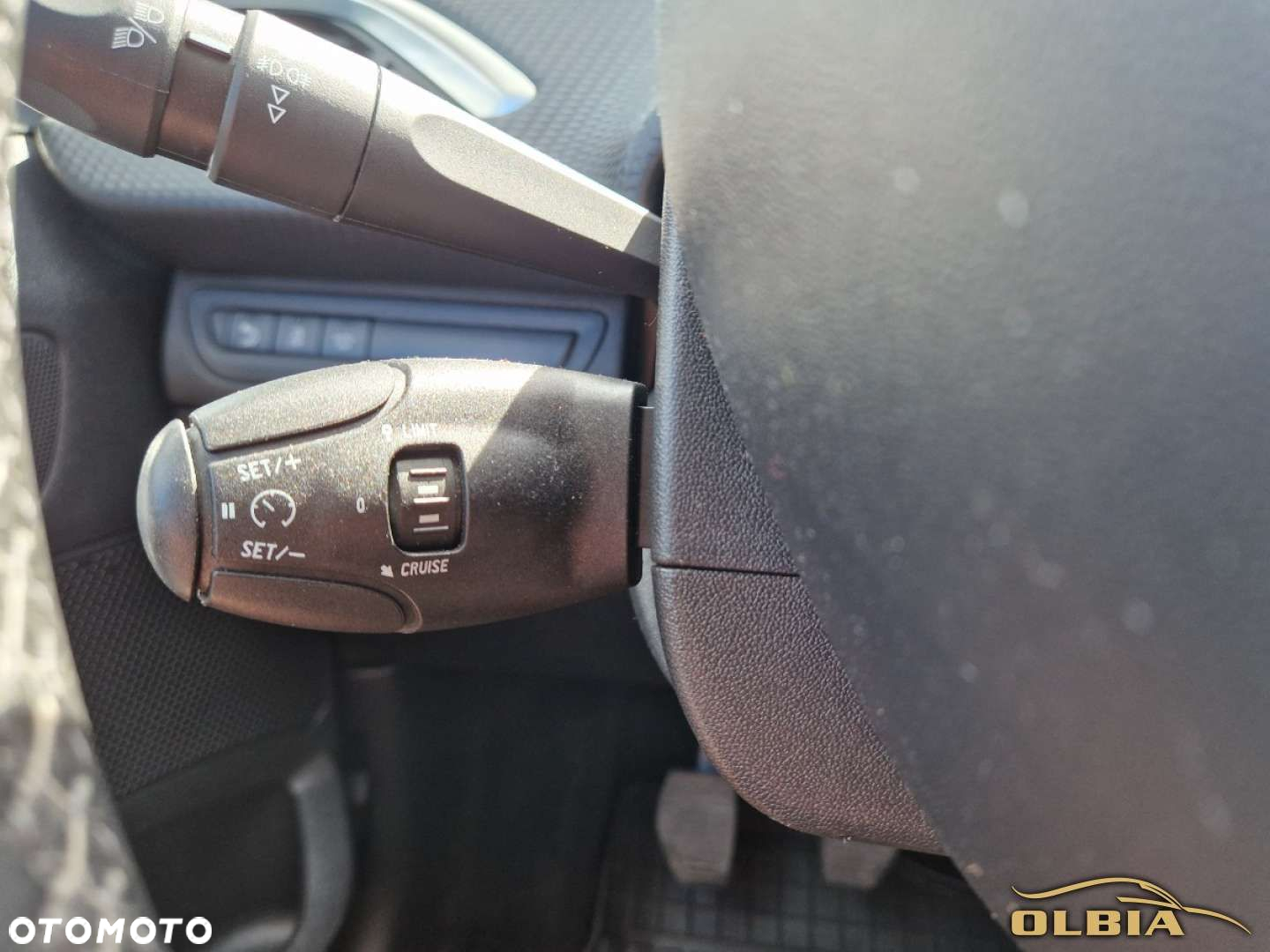 Peugeot 2008 1.6 BlueHDi Allure - 28