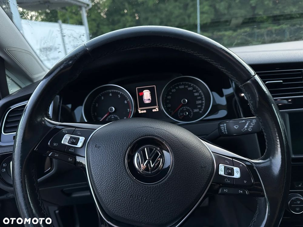 Volkswagen Golf VII 1.4 TSI BMT Highline - 13