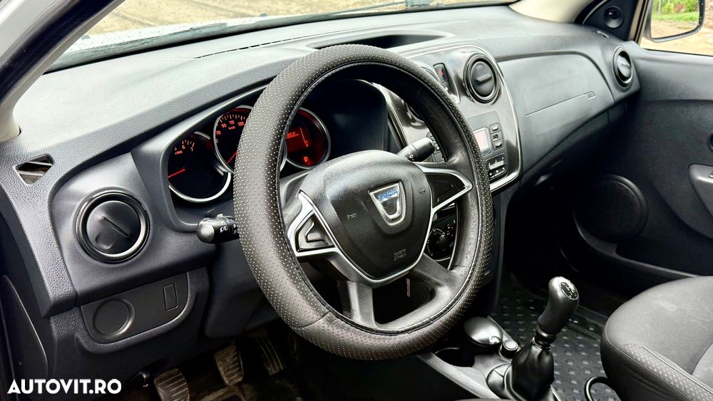 Dacia Logan 1.0 SCe Laureate - 9