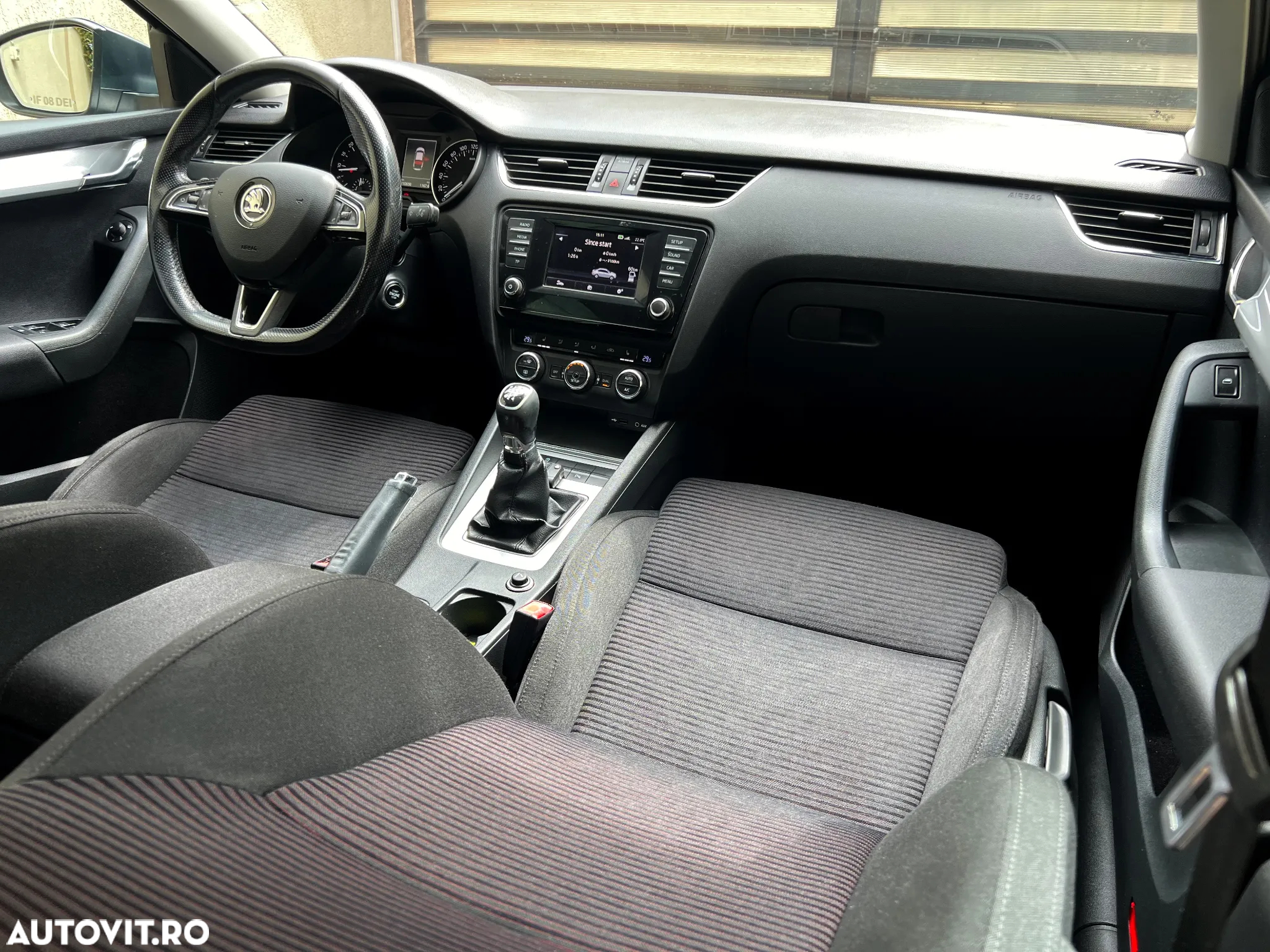 Skoda Octavia 1.6 TDI Ambition - 8
