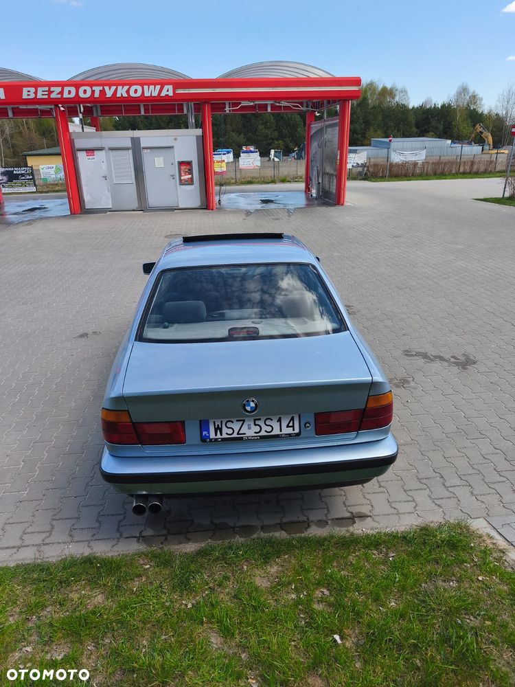BMW Seria 5 520i - 19