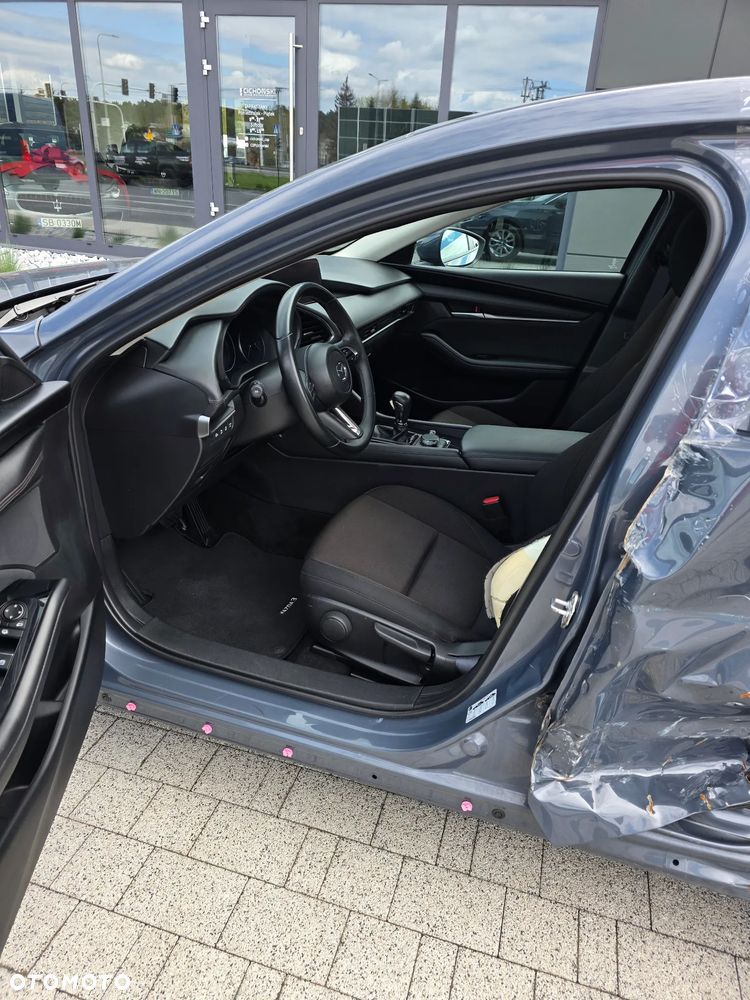 Mazda 3 2.0 mHEV Hikari - 24