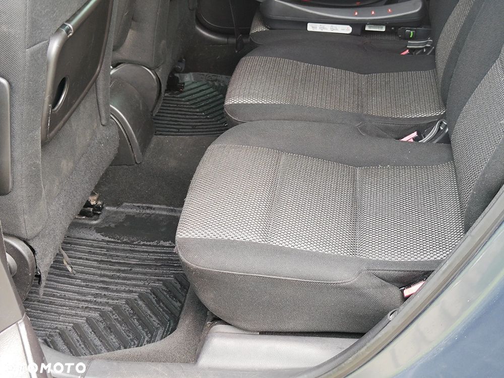Peugeot 307 HDi SW 110 OXYGO - 19