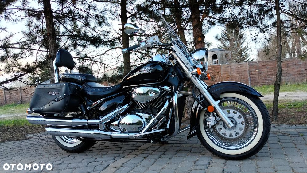 Suzuki VL 800 Volusia - Boulevard C50 - 1