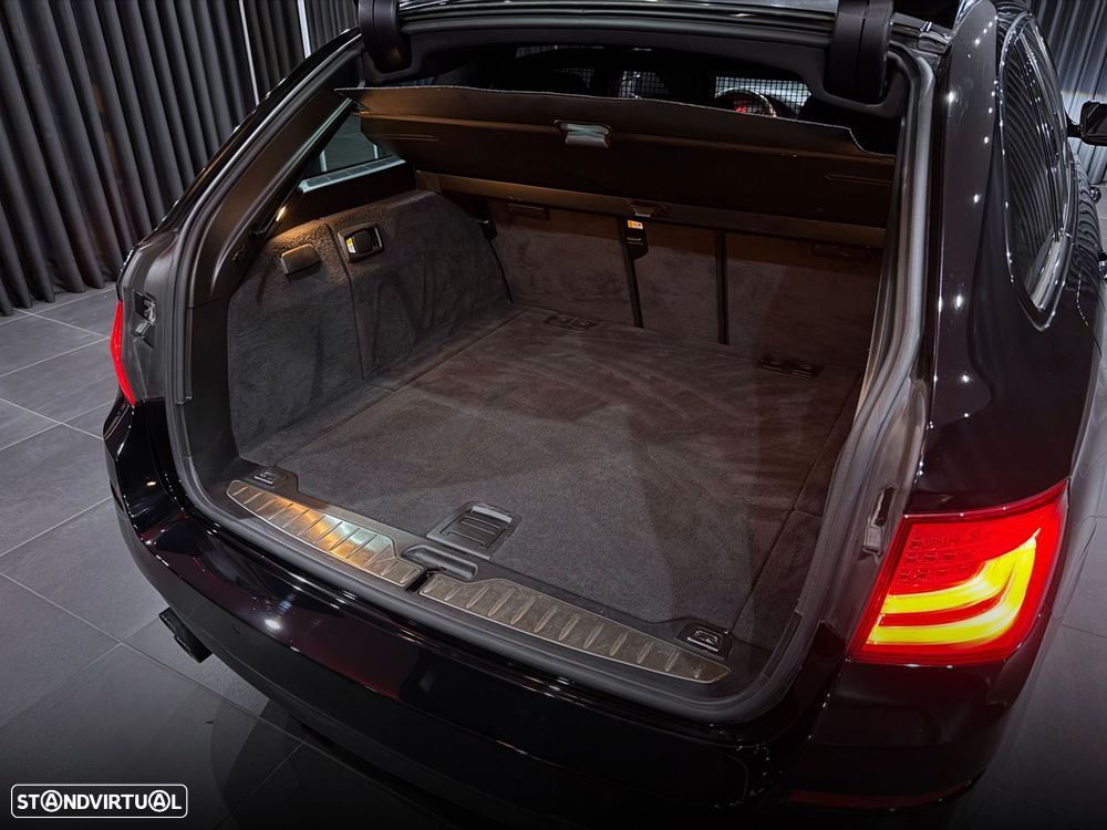 BMW 525 d Pack M - 39