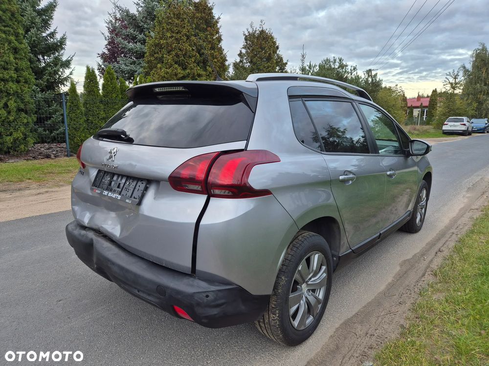 Peugeot 2008 ver-puretech-100-style-s-s-bvm6 - 11