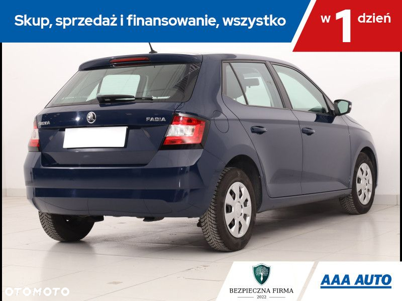 Skoda Fabia - 6