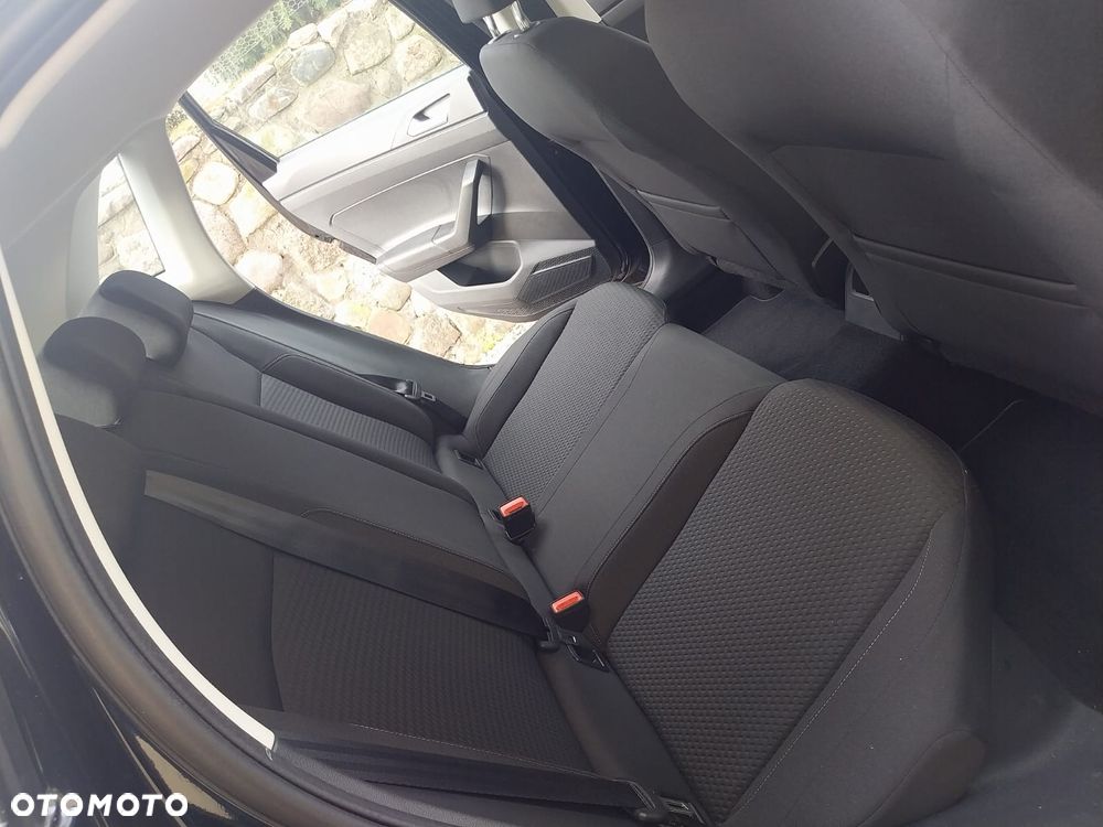 Volkswagen Polo - 18