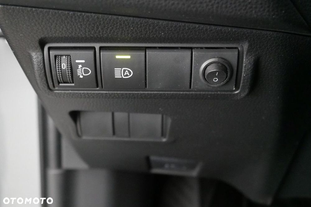 Toyota Corolla Cross 2.0 Hybrid Style - 29