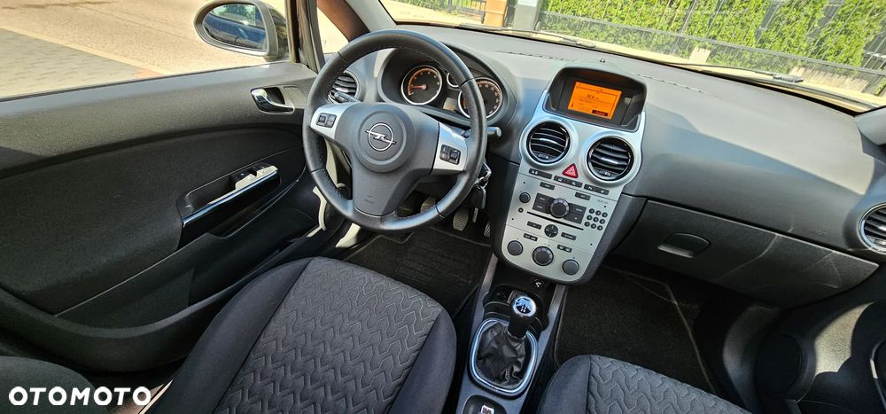 Opel Corsa 1.4 16V Active - 27