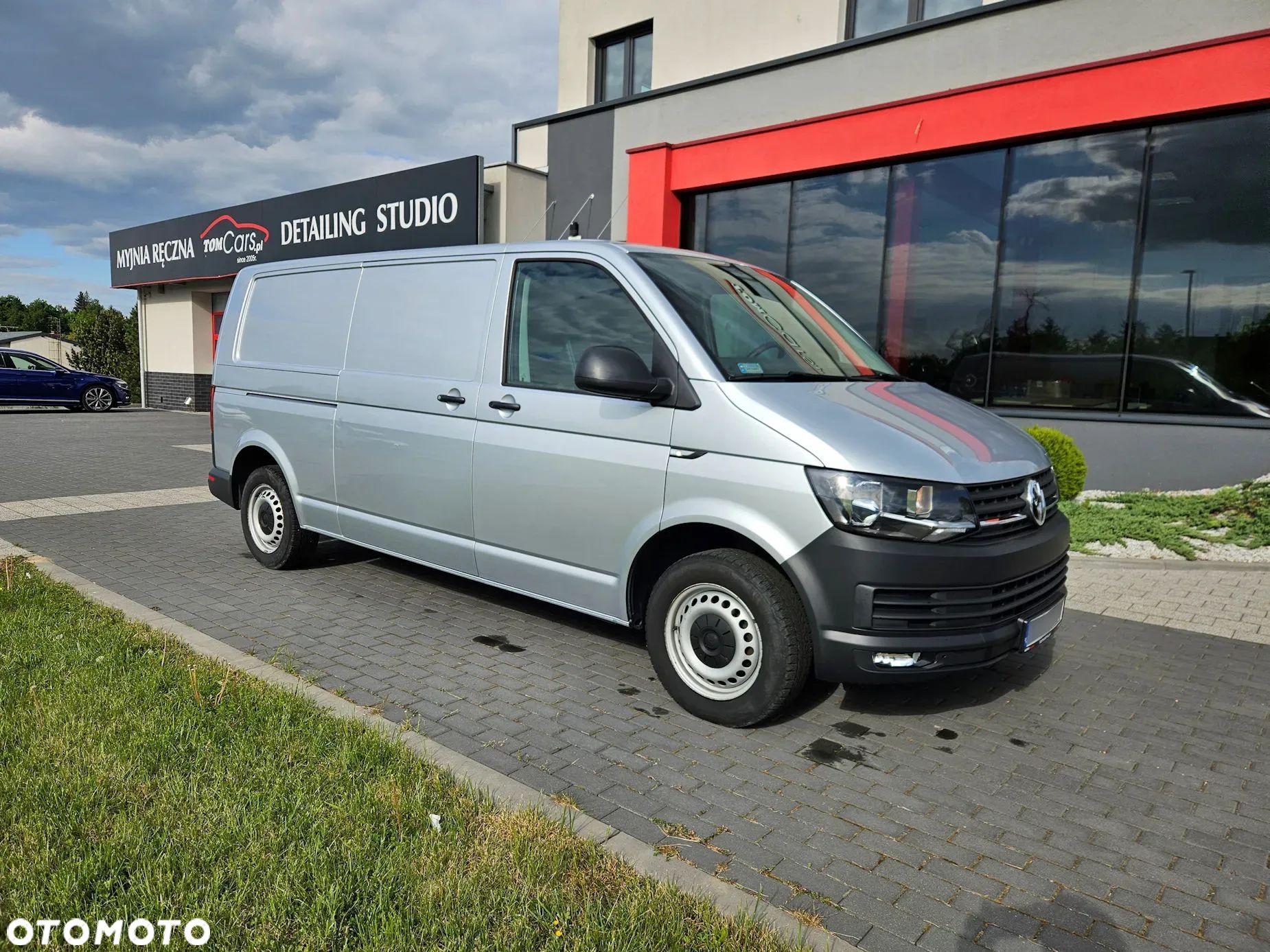 Volkswagen Transporter LONG 2.0TDI - 1