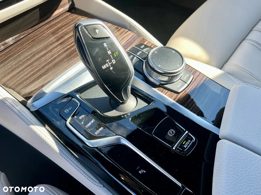 BMW Seria 5 - 18