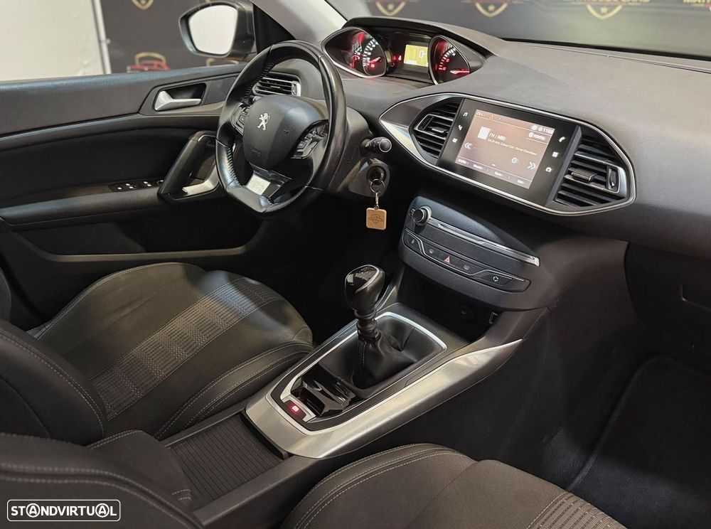 Peugeot 308 SW 1.5 BlueHDi Allure - 14