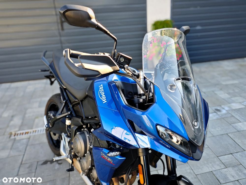 Triumph Tiger - 33