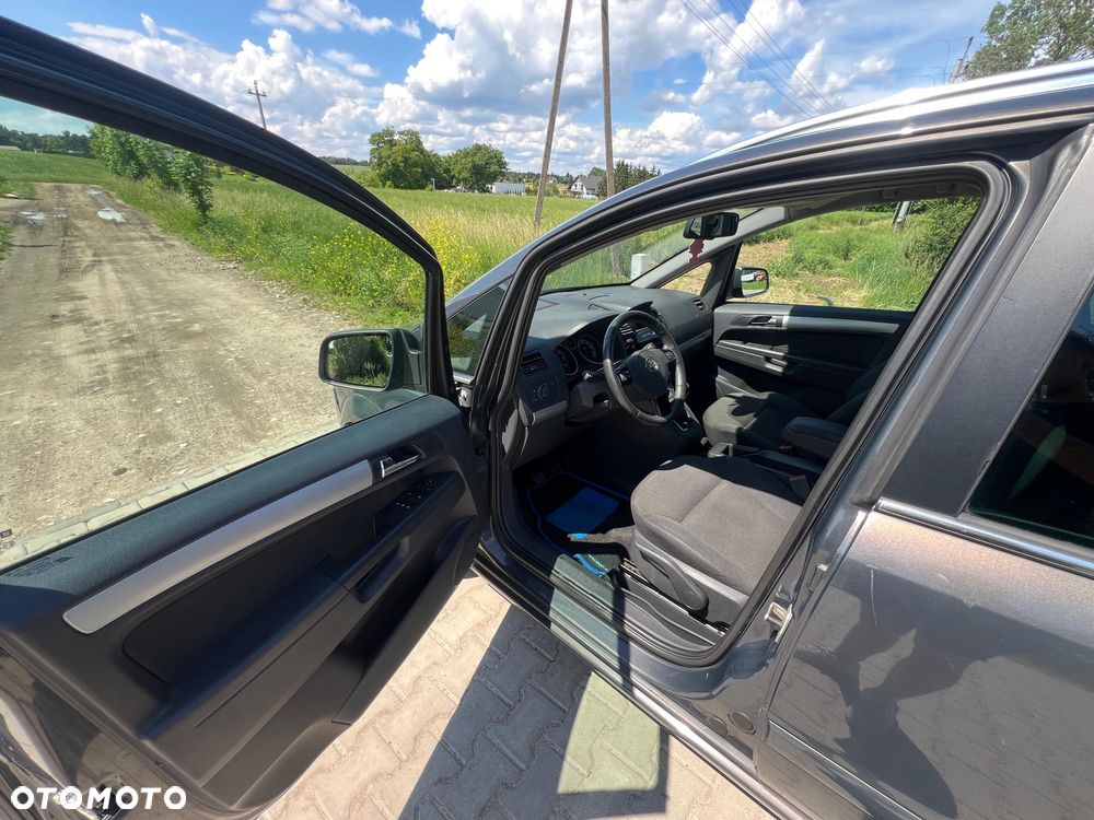 Opel Zafira - 6
