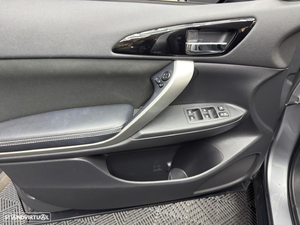 Mitsubishi Eclipse Cross 1.5 MIVEC Intense CVT - 12