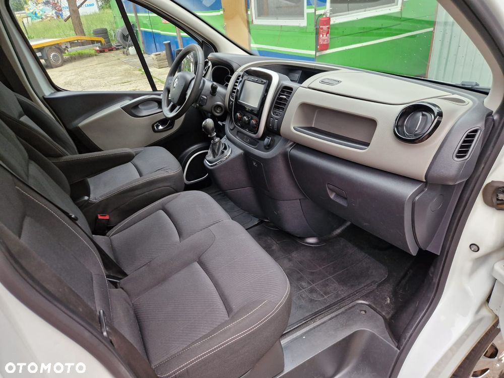 Renault Trafic - 11