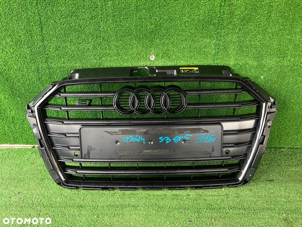 Audi A3 S3 8V5 lift 2016- Black Atrapa , Grill - 1