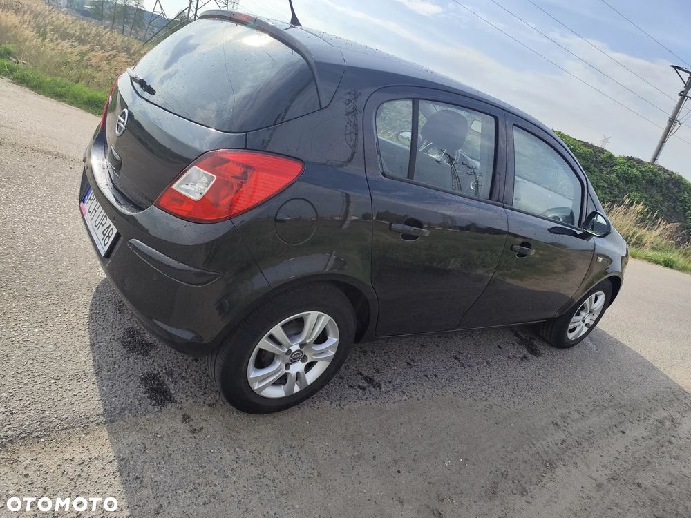 Opel Corsa 1.4 16V Edition - 3