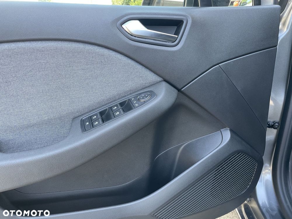 Renault Clio - 10