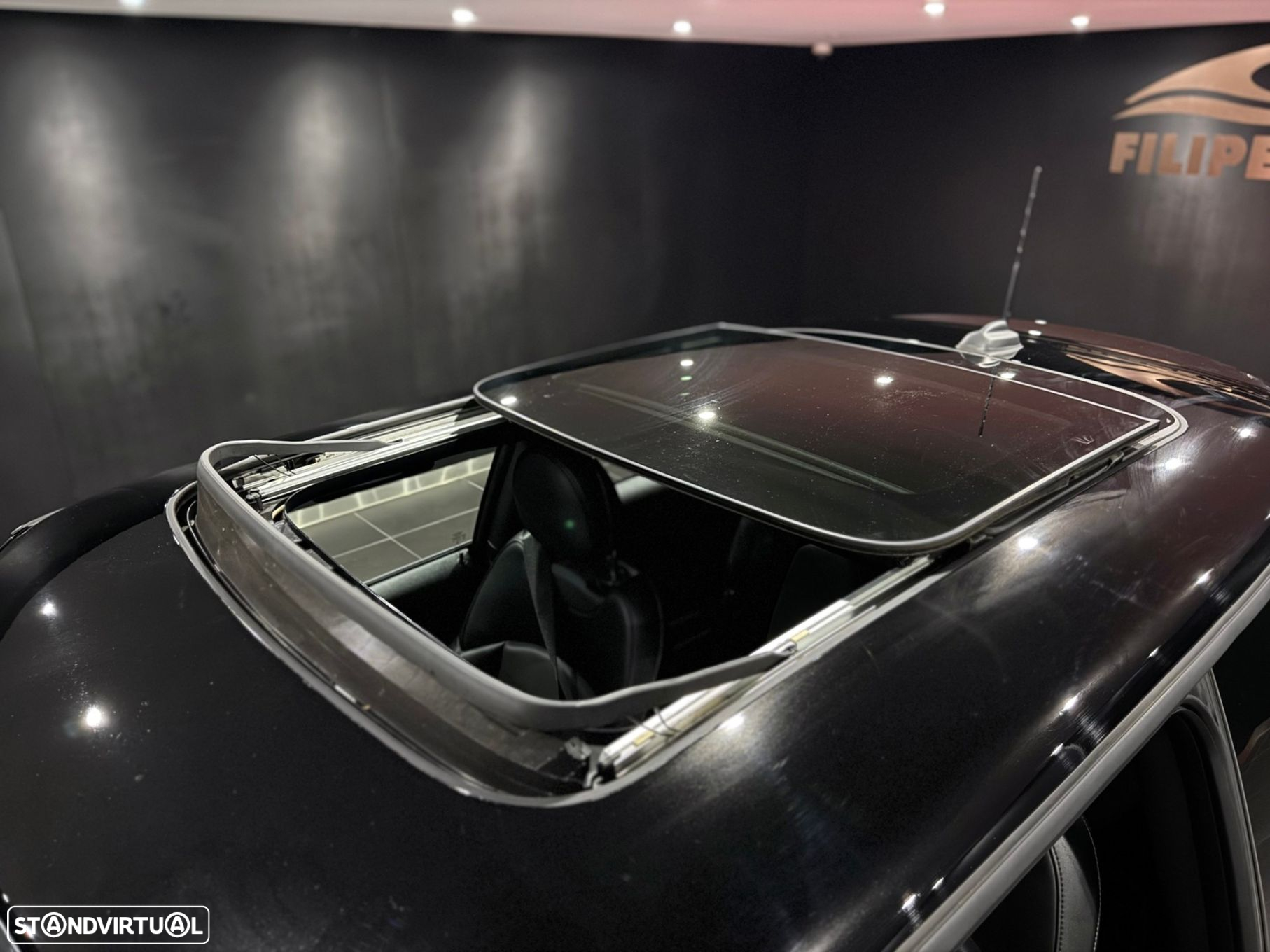 MINI 3 Portas Cooper SE Camden Edition - 13