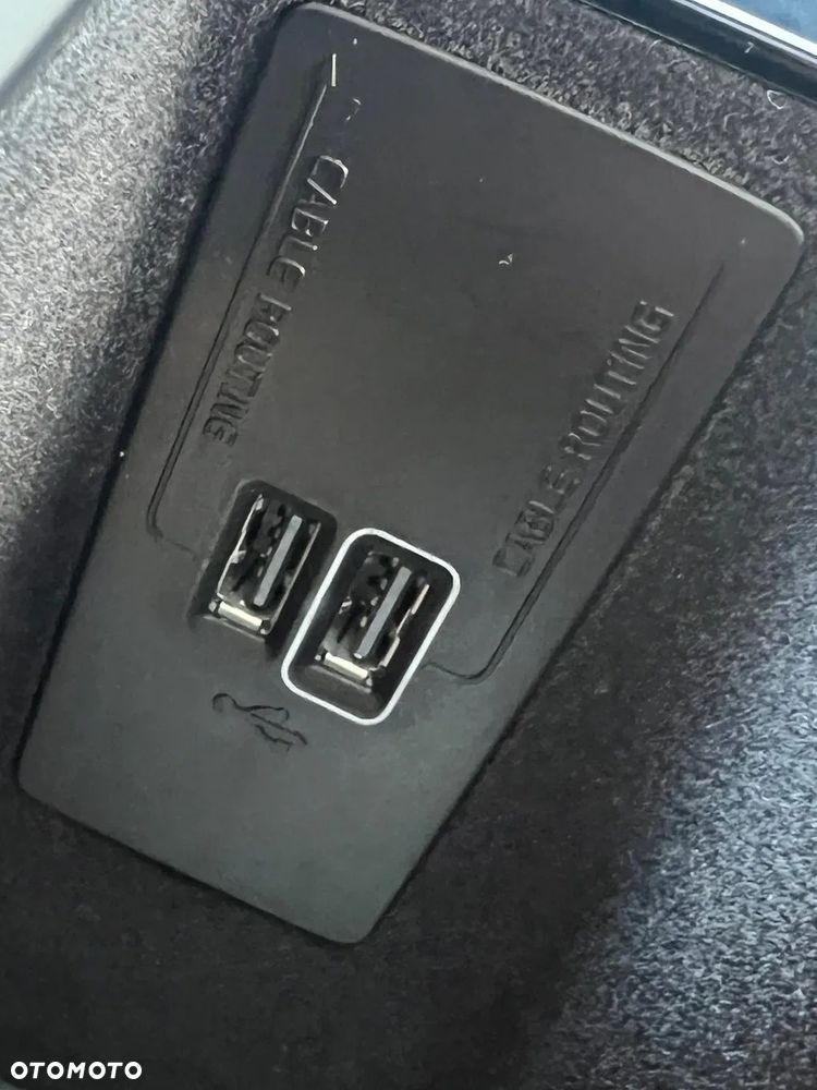 Volvo S90 - 28