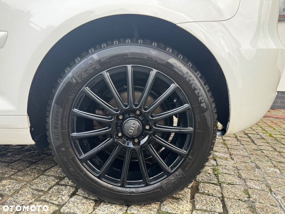 Audi A3 3-drzwiowe 2.0 TDI Ambition - 4