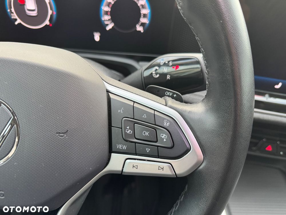 Volkswagen Passat - 28