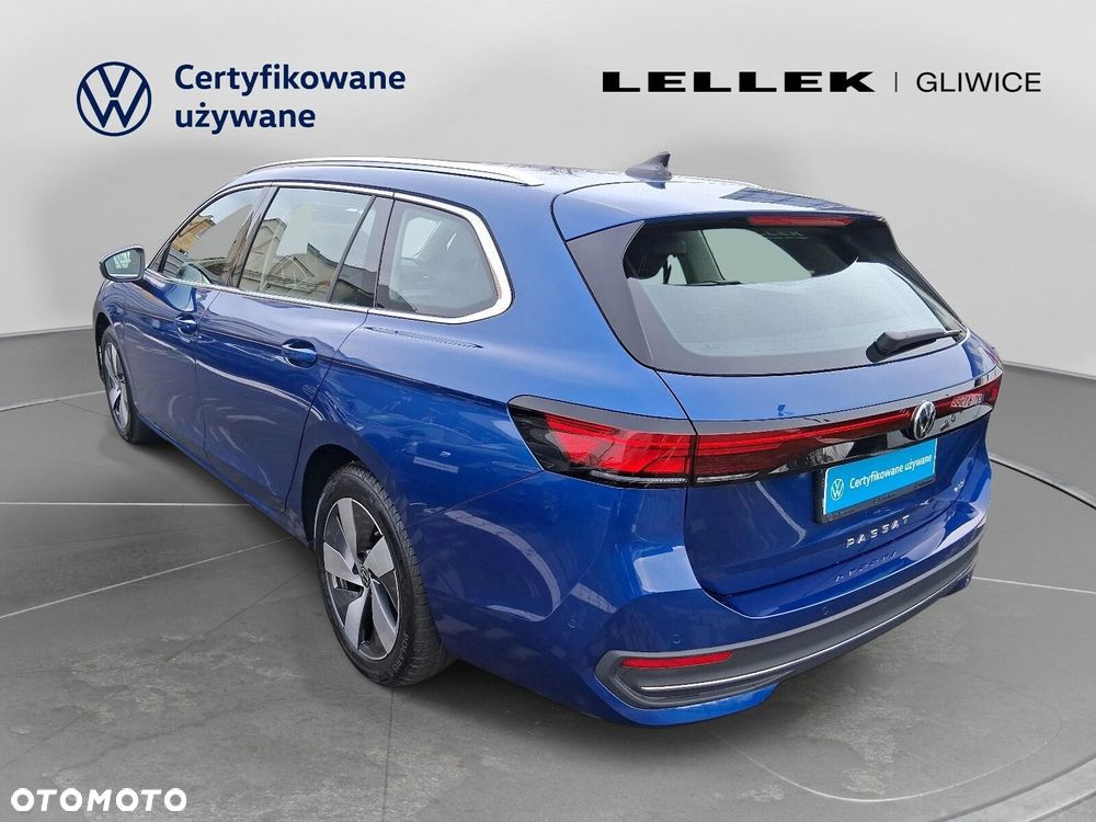 Volkswagen Passat - 7