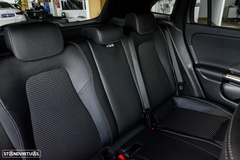 Mercedes-Benz GLA 250 - 29