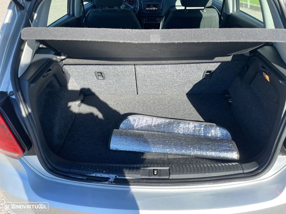 VW Polo 1.4 TDI (Blue Motion ) Comfortline - 14