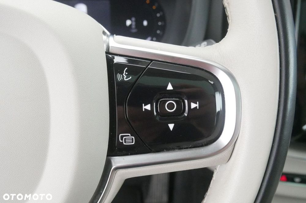 Volvo XC 60 - 28