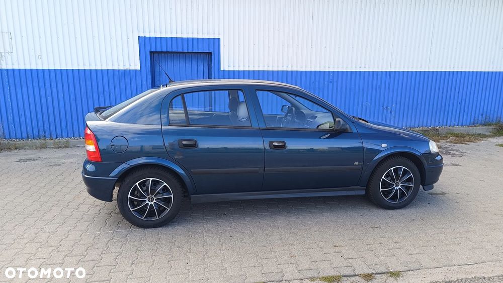 Opel Astra - 6
