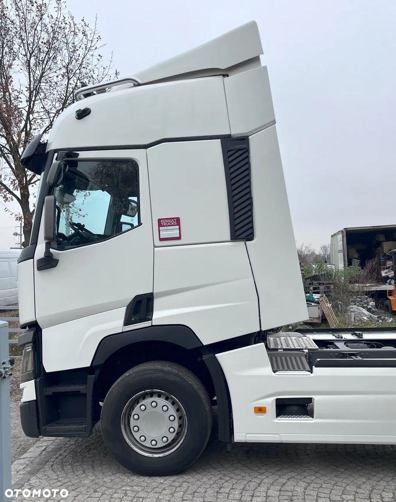 Renault T520 - 3