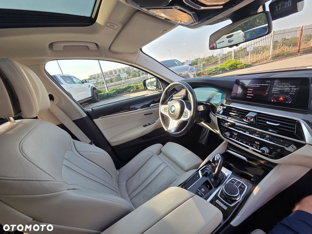 BMW Seria 5 520d xDrive Luxury Line - 10