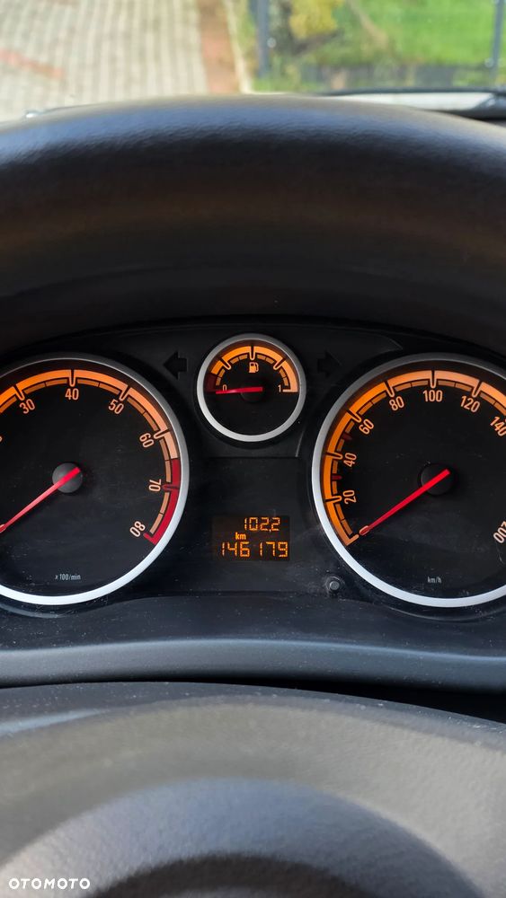 Opel Corsa 1.2 16V Cosmo - 9