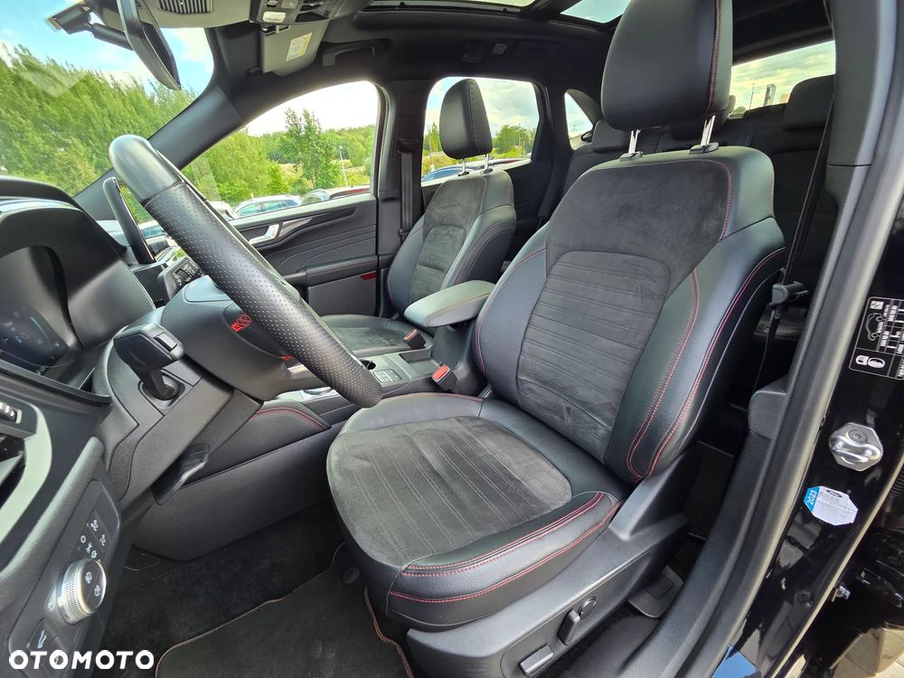 Ford Kuga 2.5P PHEV FWD ST-Line X - 34