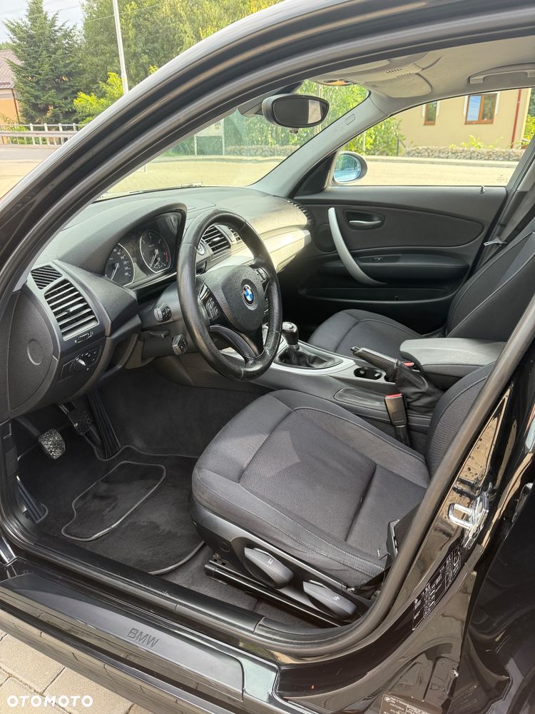 BMW Seria 1 120d - 10