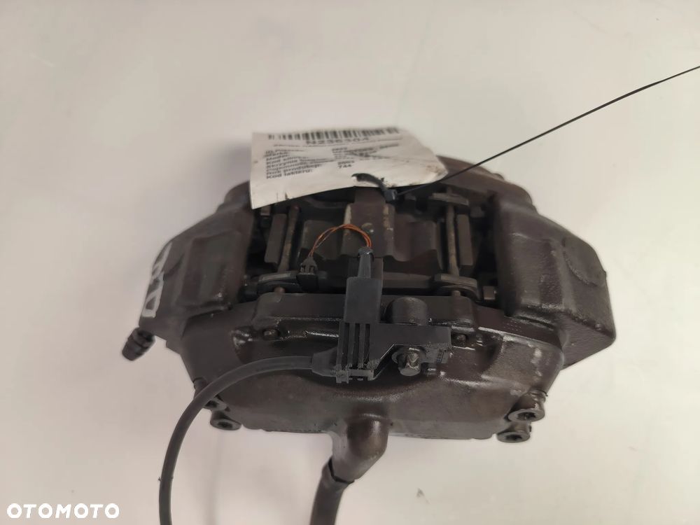 Zacisk hamulcowy przedni 20825101 Mercedes-Benz SL-class, SL R230  2003r. - 6