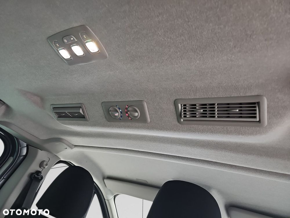 Renault trafic - 19