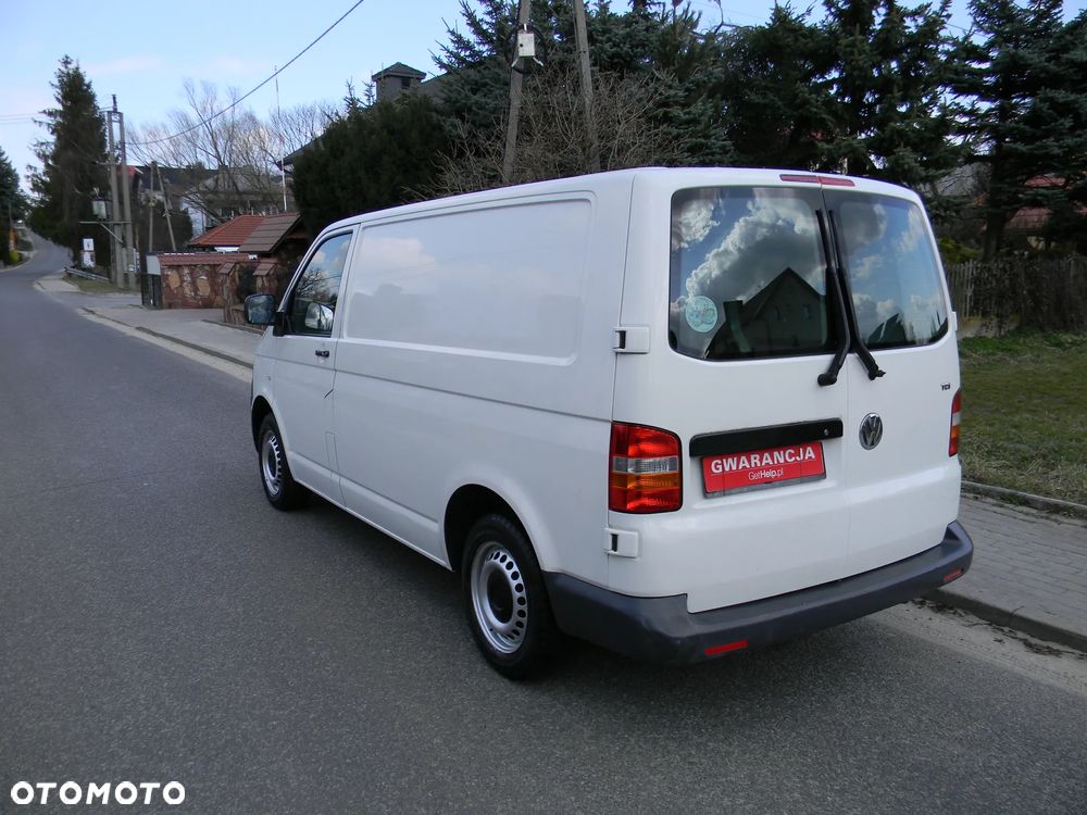 Volkswagen Transporter - 2