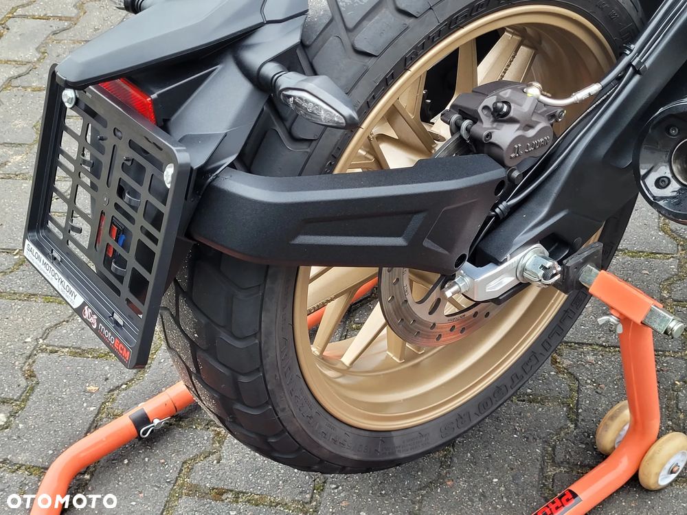 CFMoto 700CL-X Heritage - 13